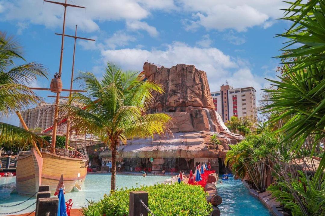 Hotel Spazzio Diroma Cafe Da Manha E Acesso Ao Acqua Park Caldas Novas Exterior foto
